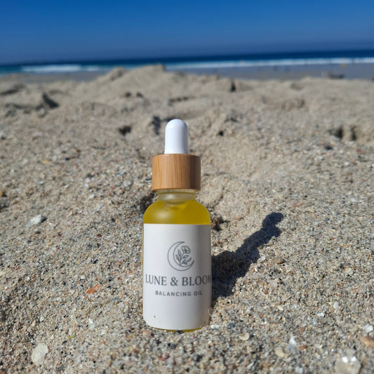Balancing facial oil